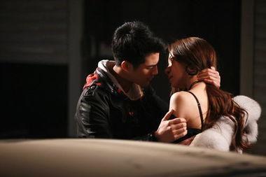 国产情侣激情  第2张